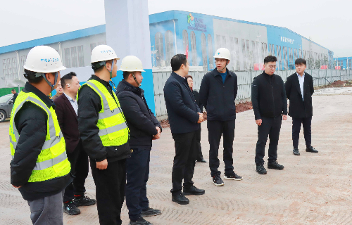 南溪經(jīng)開(kāi)區(qū)黨工委副書(shū)記、管委會(huì)主任李勇一行蒞臨遠(yuǎn)東股份宜賓智能產(chǎn)業(yè)園調(diào)研指導(dǎo)